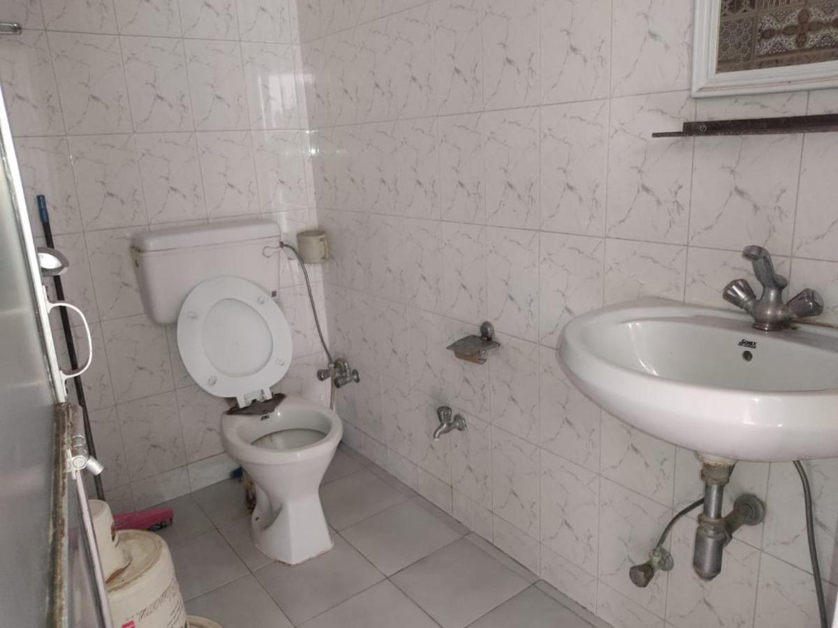 Vatika Homestay Варанаси Экстерьер фото