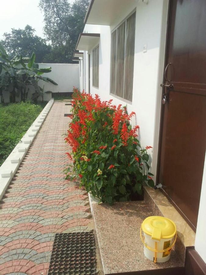 Vatika Homestay Варанаси Экстерьер фото