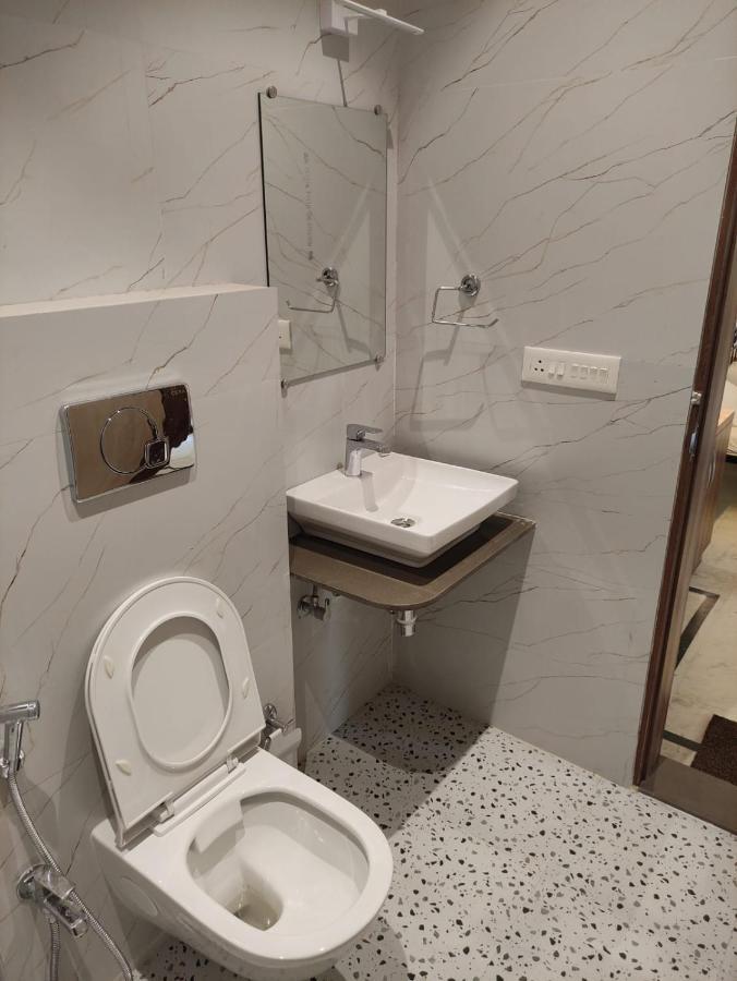 Vatika Homestay Варанаси Экстерьер фото